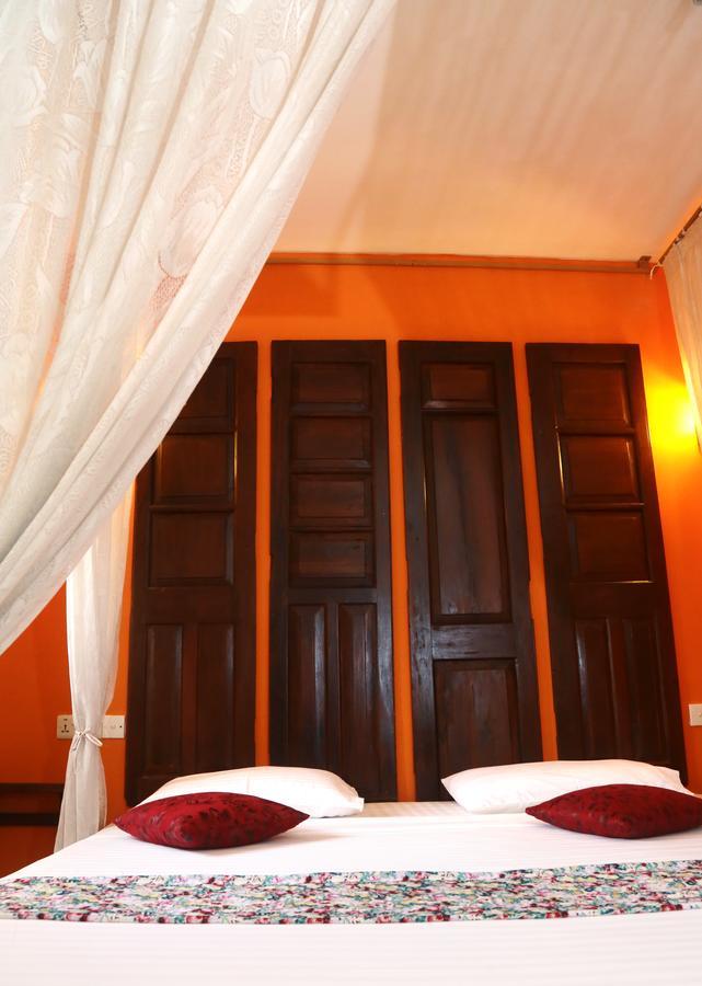 Villa Ceylon Negombo Buitenkant foto