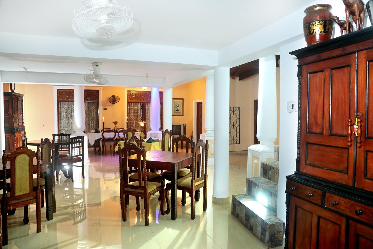 Villa Ceylon Negombo Buitenkant foto